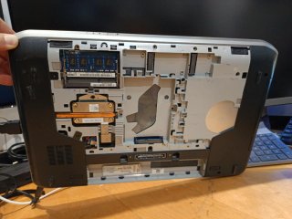 Dell Latitude E5530 Scheda e Tastiera