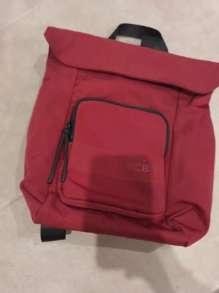 Mochila antirrobo roja