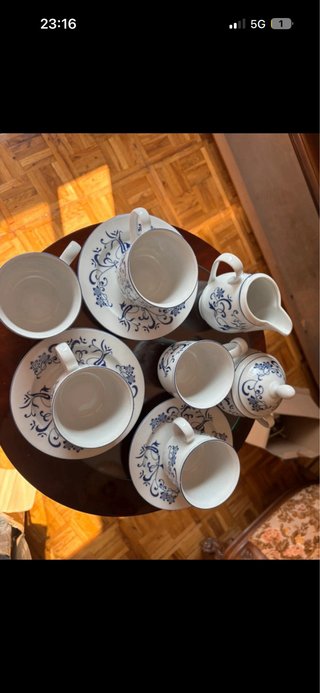 Juego de café Thun porcelana azul y blanco