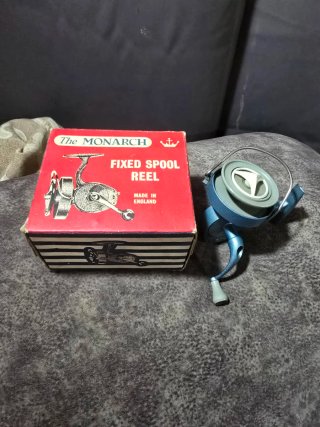 Carrete de pesca antiguo para coleccionistas