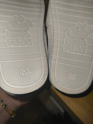 ZapatoFeroz  Barefoot