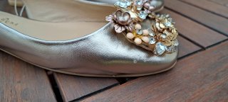 Zapatos Alma en Pena dorados T36