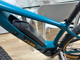 Bici Eléctrica Cube