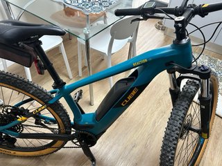 Bici Eléctrica Cube