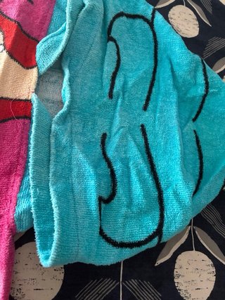 Toalla con gorro de sirenita
