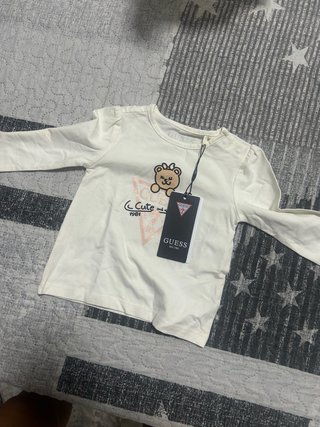 Conjunto Guess Camiseta y Leggings Bebé