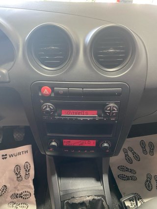 SEAT Ibiza 2004 1.9 TDI 100