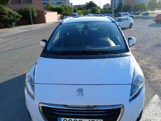 Peugeot 5008 2016