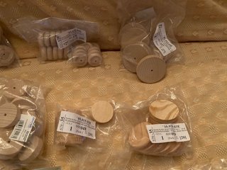 Lote piezas madera: ruedas y bolas de haya y pino