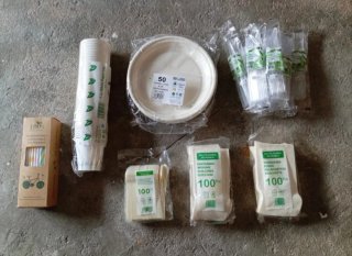 Vajilla Desechable 450 piezas sólo 0'03 cént NUEVA