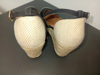 Sandalias plataforma Cafenoir negras y beige
