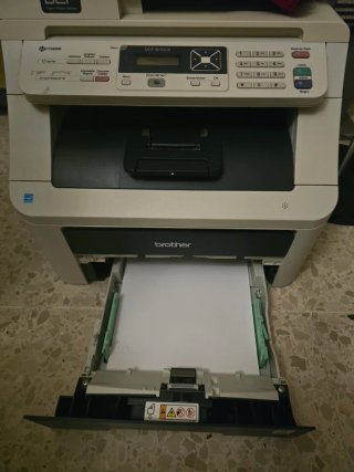 Stampante multifunzione Brother DCP-9010CN