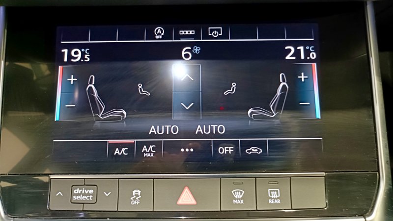 Audi A6 2021, foto 17