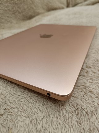 MacBook Air 13 Retina 2018 i5 8GB RAM