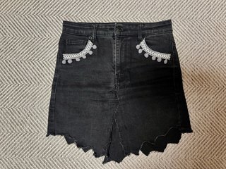Top parachute  Zara+falda vaquera pompones Bershka