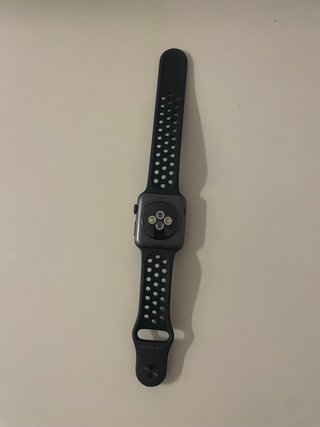 Apple Watch Series 3 Nike+ GPS de 42 mm, color Spa