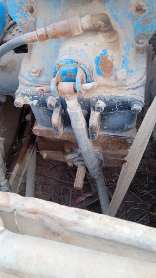 Tractor EBRO