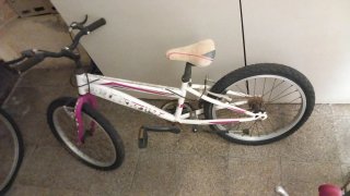 Bicicleta infantil BTWIN azul y rosa