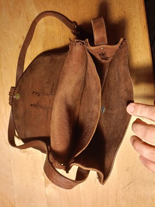 Bolso Cuero Artesanal Repujado Marrón