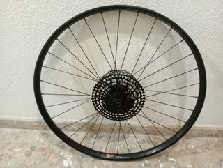 29 x30 eBike enduro descenso llanta trasera nueva