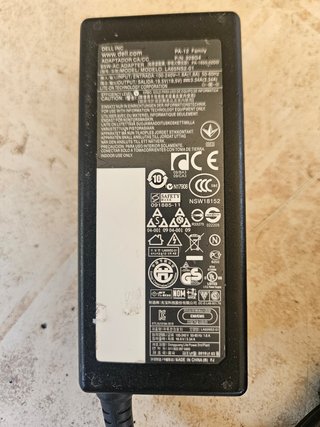 Cargador Dell LA65NS2-01