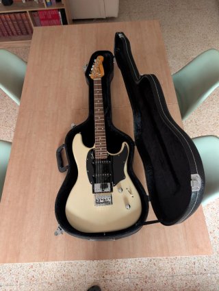Godin Session HT
