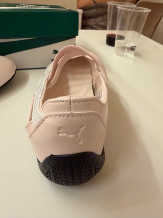 Zapatillas Puma Niña Rosa y Blanca