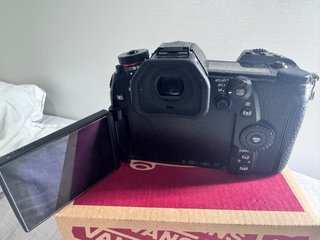Panasonic Lumix G9 + Accesorios