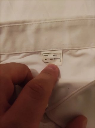 Camisa blanca para traje bonito