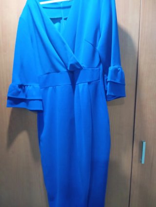 Vestido azul con flecos