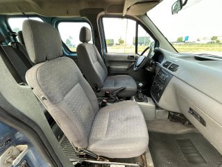 Ford Tourneo Connect 2004