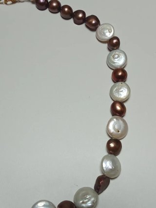 Collar Perlas Barrocas Moneda Chocolate