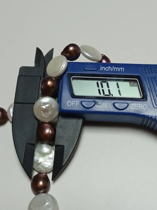 Collar Perlas Barrocas Moneda Chocolate