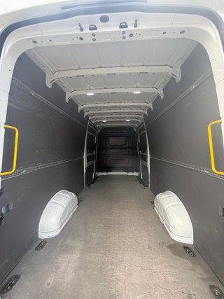 Volkswagen Crafter 2024