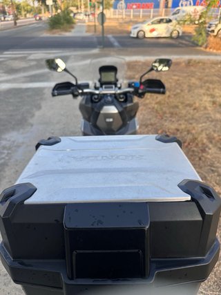 Honda X-ADV 750 Negra/Gris