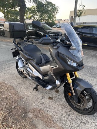 Honda X-ADV 750 Negra/Gris