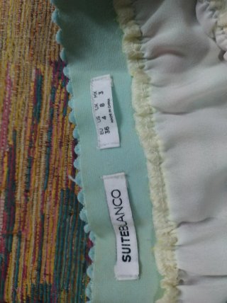Falda de tul a rayas multicolor