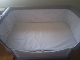 Minicuna colecho gris