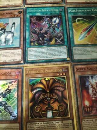 Lote de 85 cartas Yu-Gi-Oh! + Rareza