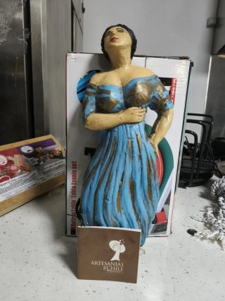 Artesanía de Chile Figura Mujer