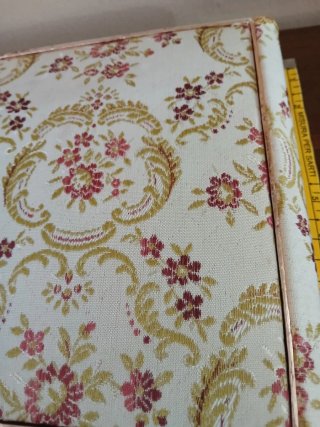 Scatola broccato vintage
