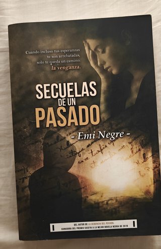 Secuelas de un pasado - Emi Negre