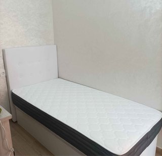 Base Cama Matrimonial con Cabecero Tapizado