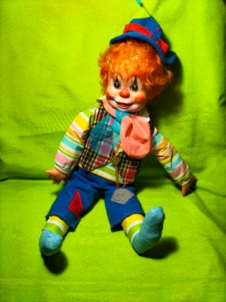 Payaso vintage con sombrero azul