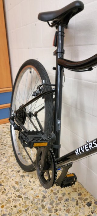 Bicicleta Riverside Negra