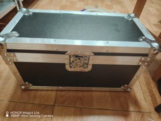 Máquina de chispa fría