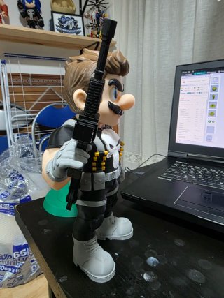 Figura Mario Punisher Impresa 3D