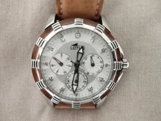 Reloj Lotus Marrón y Plateado