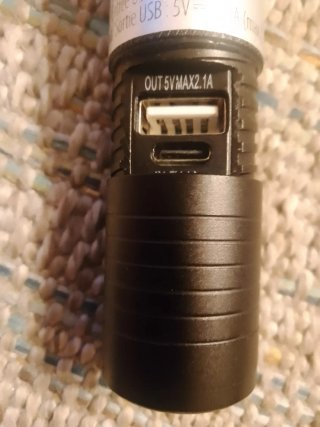 Linterna LED Rocktrail con Powerbank