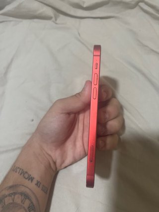 iPhone 12 Rojo